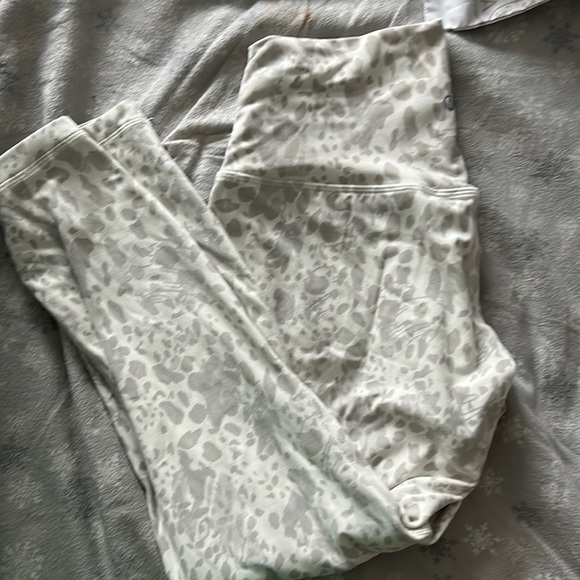 Lululemon Align High-Rise Pant 25” - Picture 3 of 5